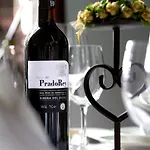 La De Pradorey *
