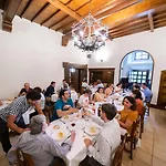 La De Pradorey