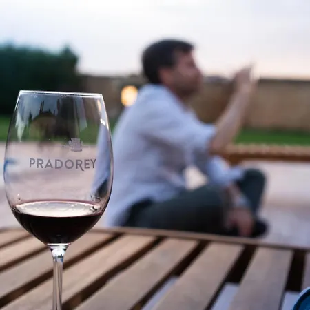 La De Pradorey